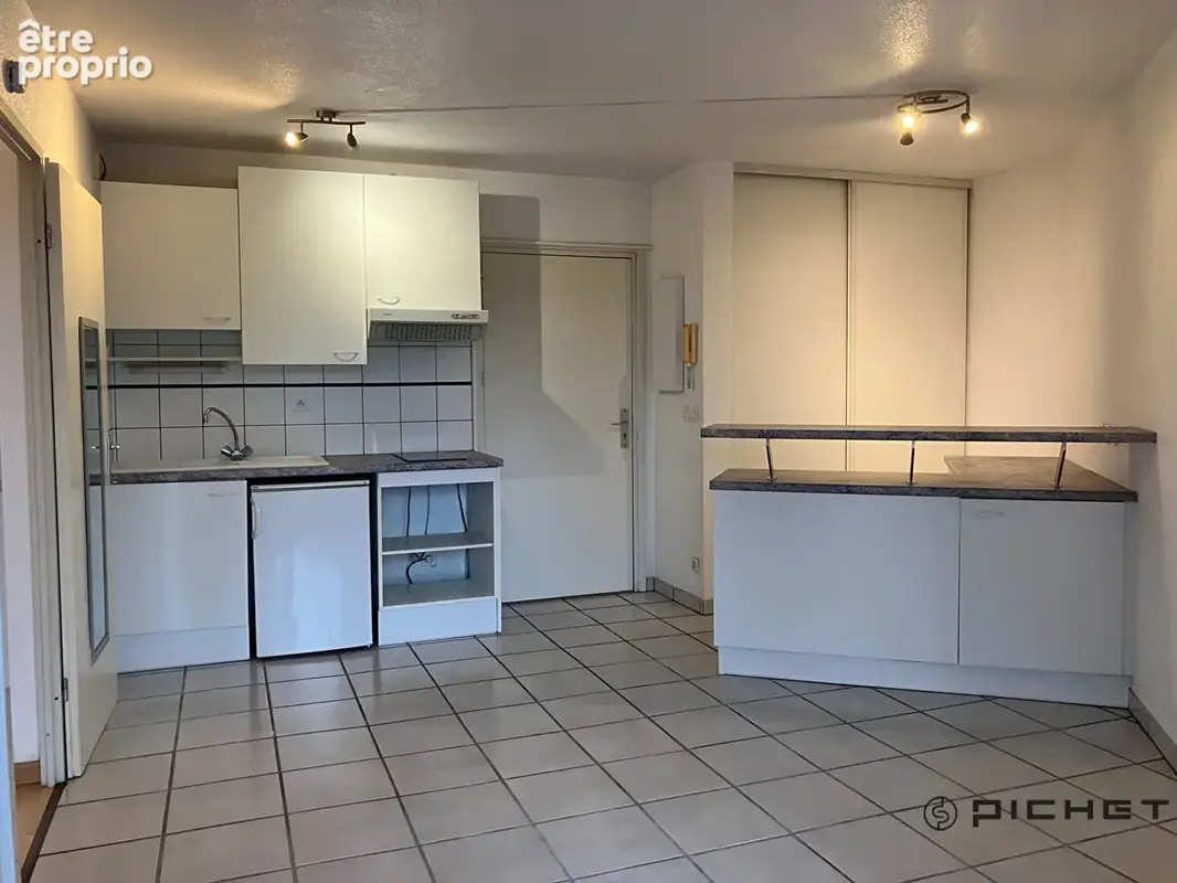 T1 bis - 32  m² - Lardennes - photo 8