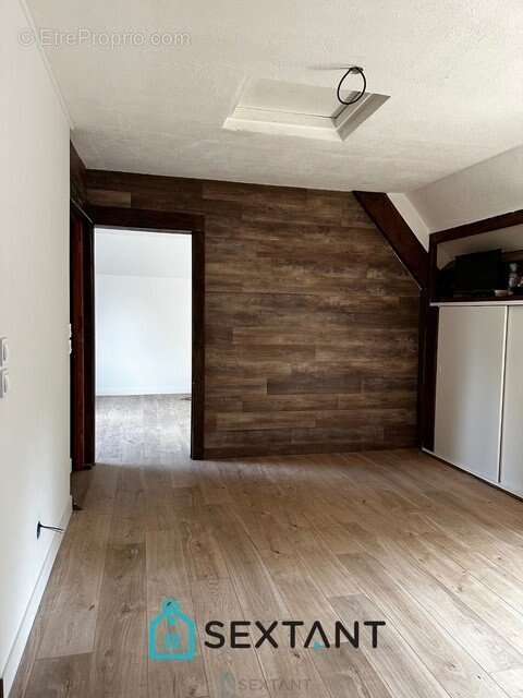 Maison à SAINT-CYR-LA-CAMPAGNE