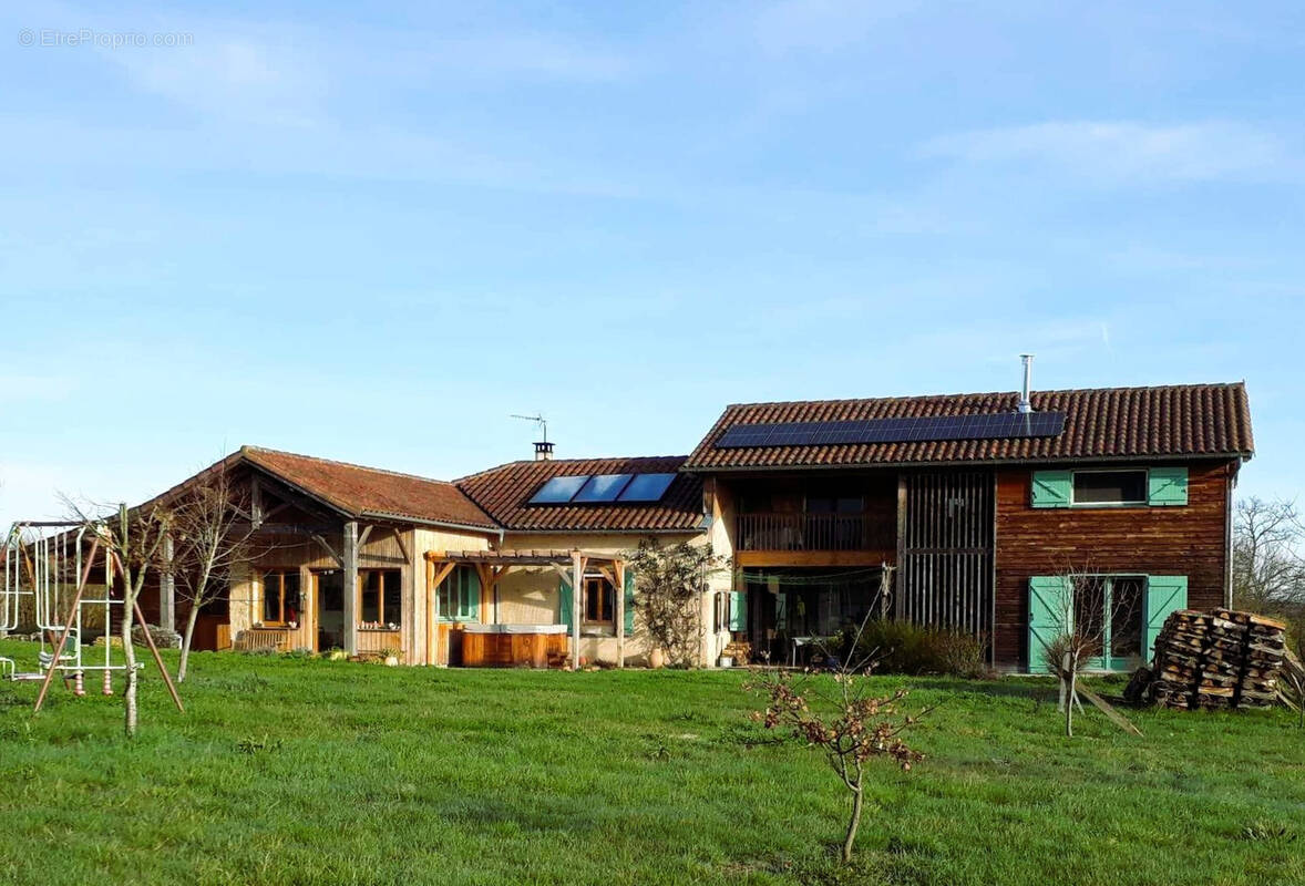Maison à SIMORRE