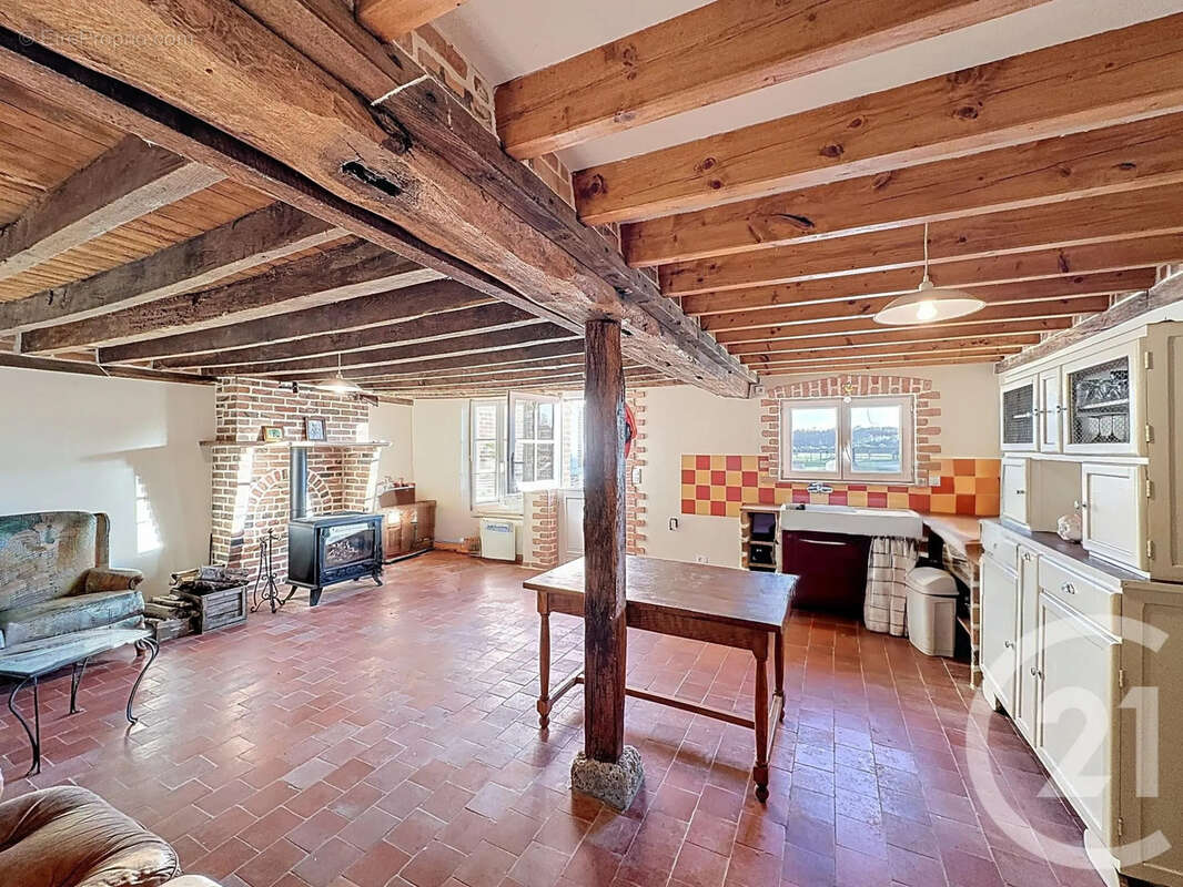 Maison à MENESTREAU-EN-VILLETTE