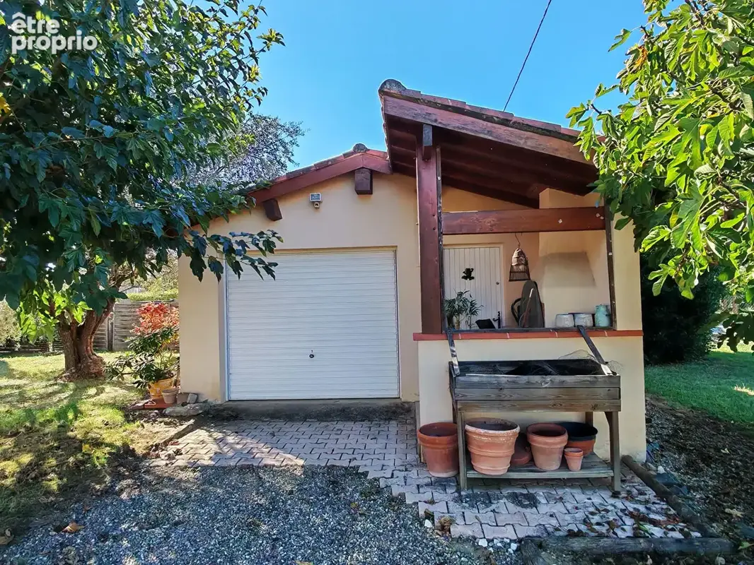 Maison familiale 7 pièces avec garage , Jardin clos et cadre agréable à MOISSAC - photo 20