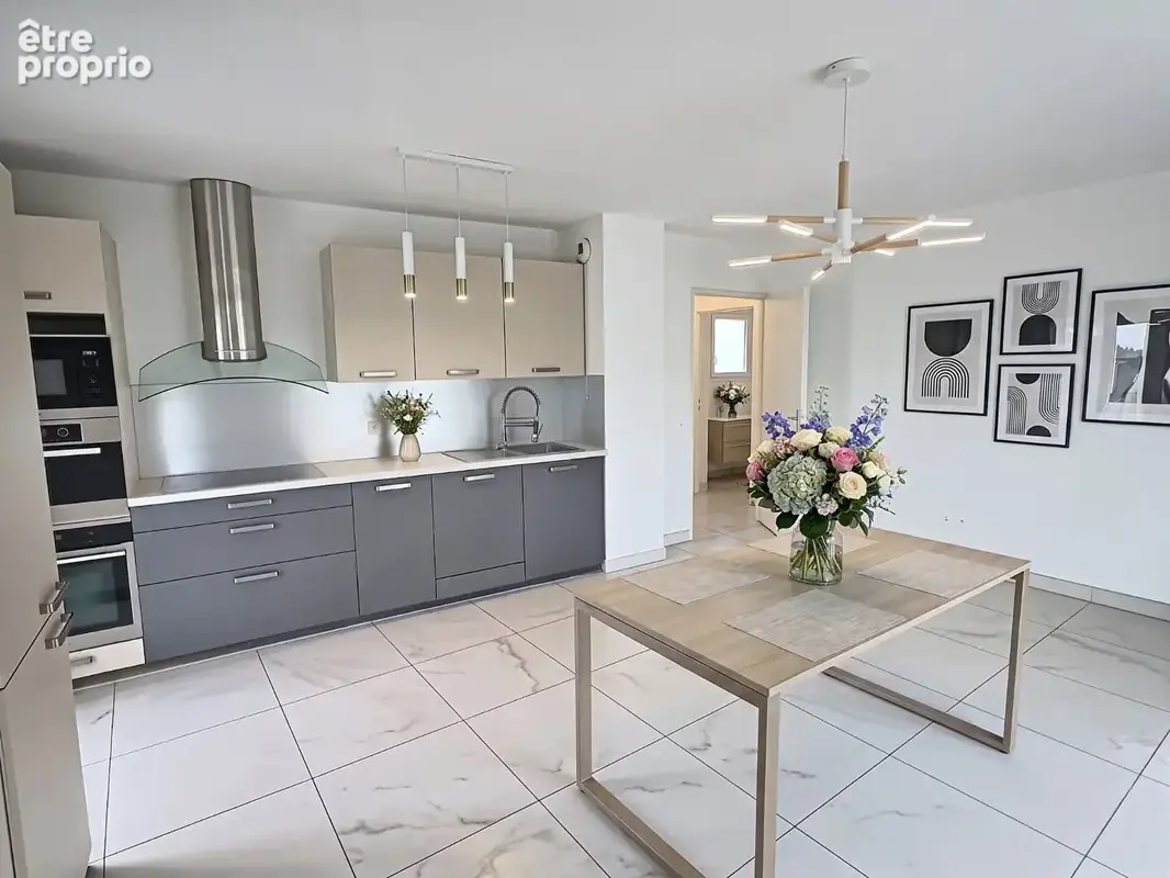 Appartement à IVRY-SUR-SEINE