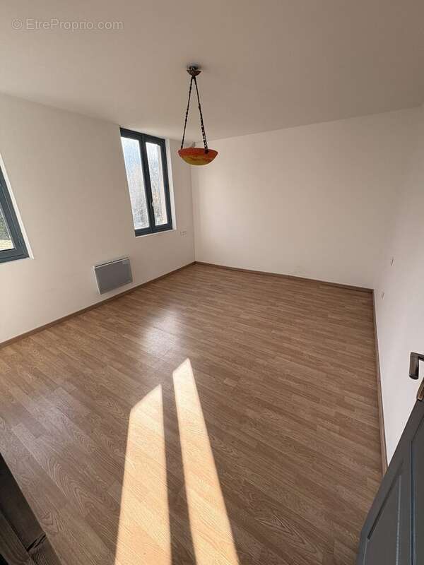 Maison à SAINT-JUST-DE-CLAIX