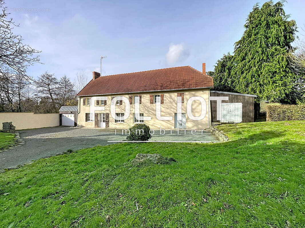 Maison à QUETTREVILLE-SUR-SIENNE