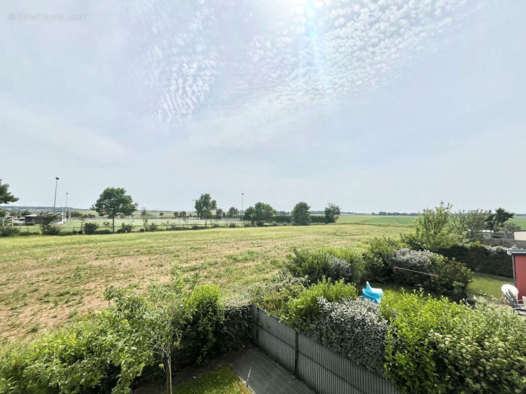 Appartement à BIEVILLE-BEUVILLE