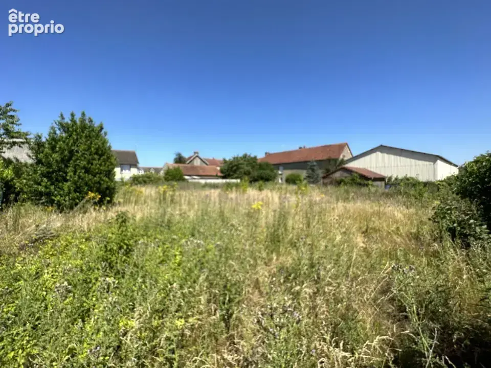Terrain à LA VILLENEUVE-EN-CHEVRIE