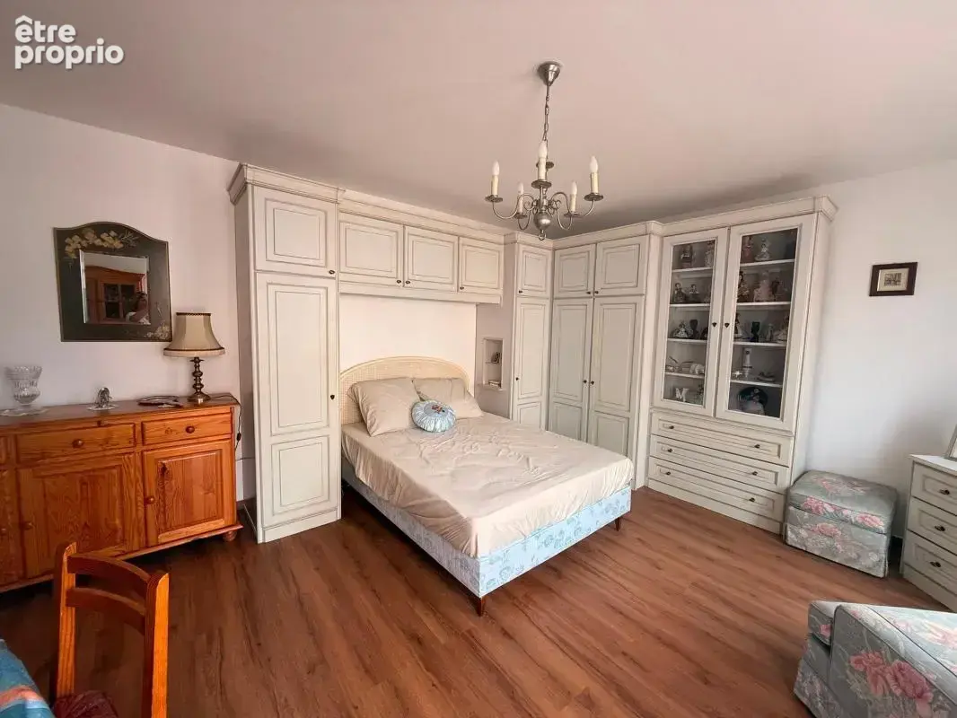 Appartement À Vendre - photo 2