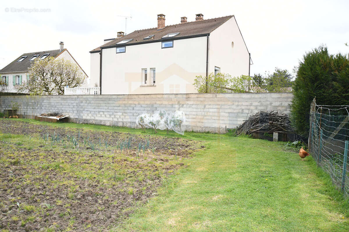 Terrain à BOIS-D'ARCY