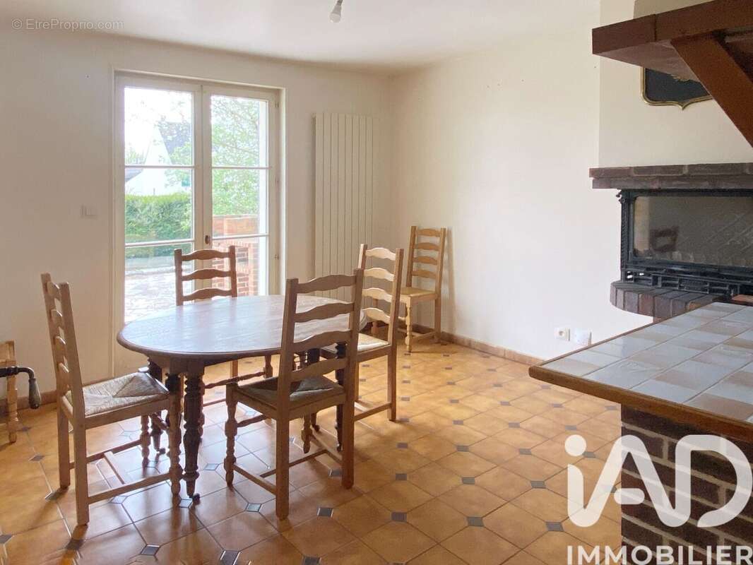 Photo 5 - Maison à COMPIEGNE