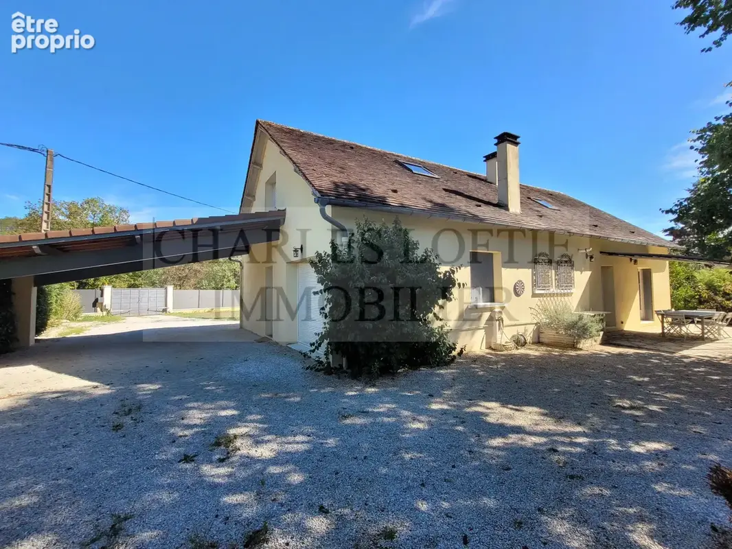 Belle maison familiale avec piscine sur terrain de 1700 m² - photo 4
