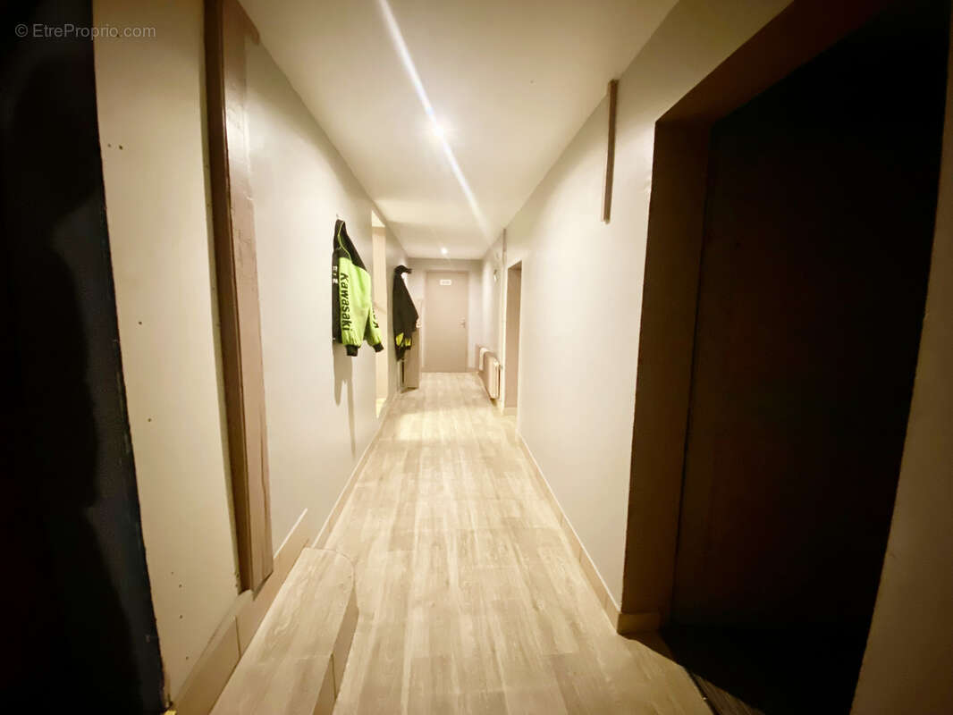 Maison à MENIL-LA-HORGNE