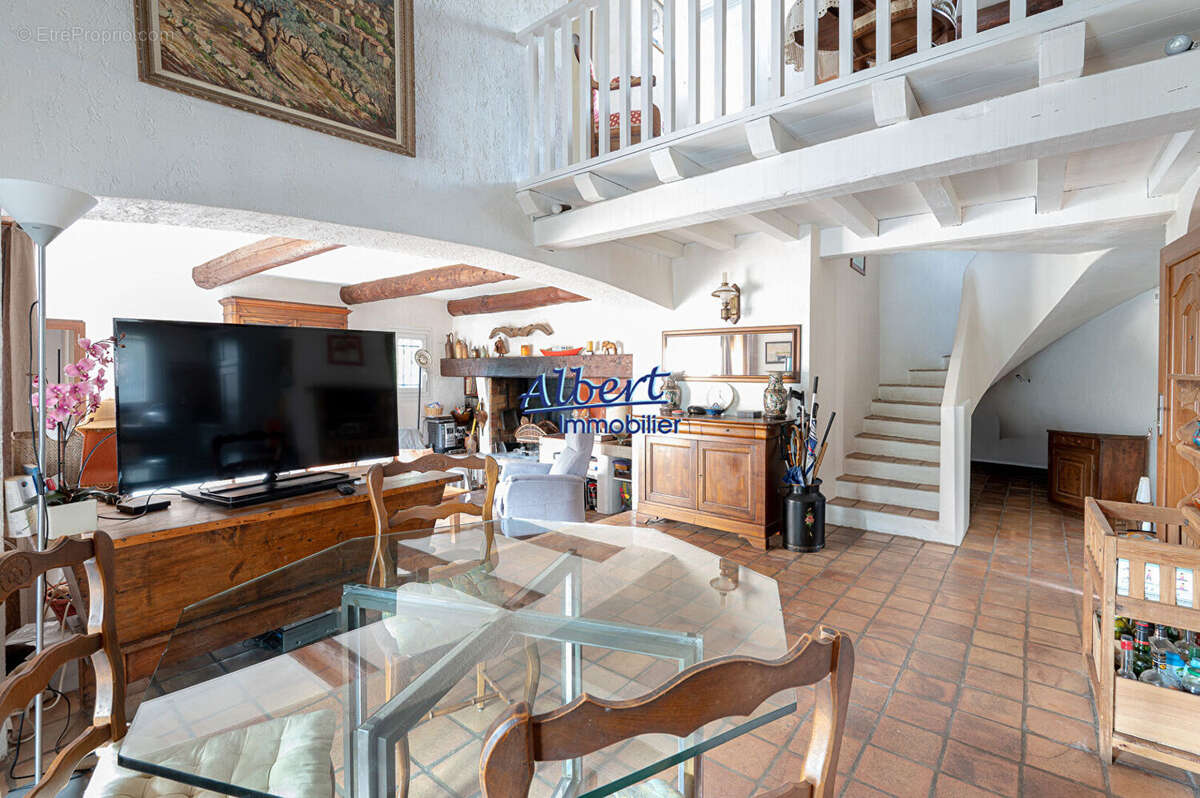 Maison Sanary Sur Mer 126 m2 - photo 6