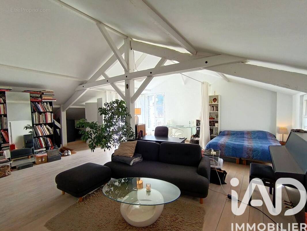 Photo 1 - Appartement à COMBS-LA-VILLE