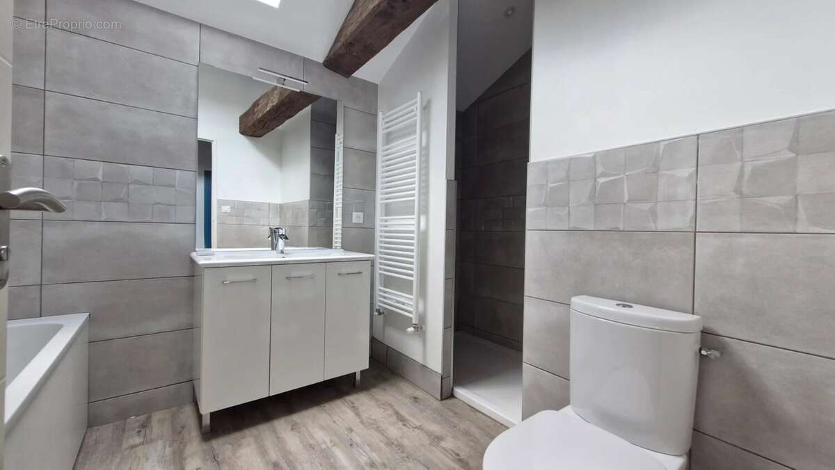 Appartement à MONTMERLE-SUR-SAONE