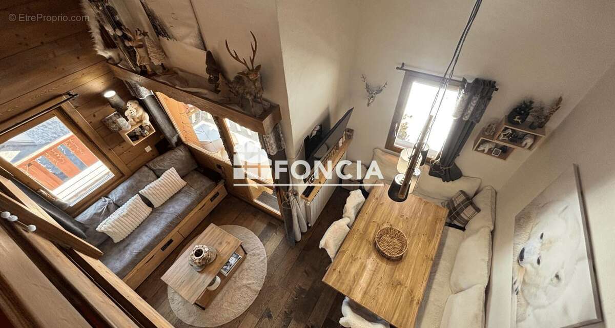 Appartement à LES ALLUES