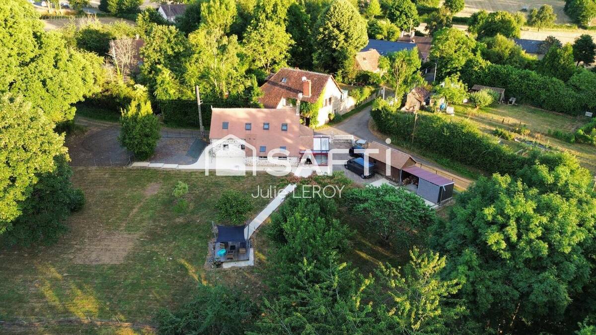 Photo 1 - Maison à CHEMIRE-EN-CHARNIE