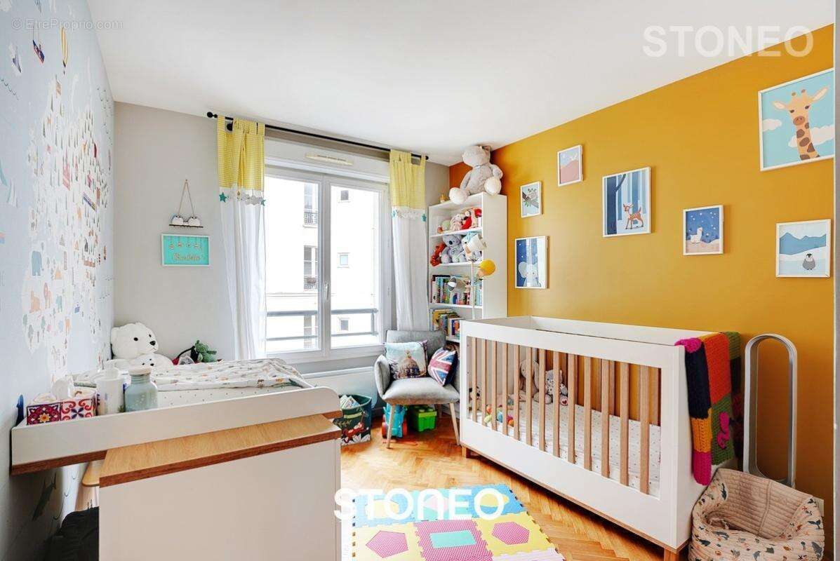 Appartement à PARIS-19E