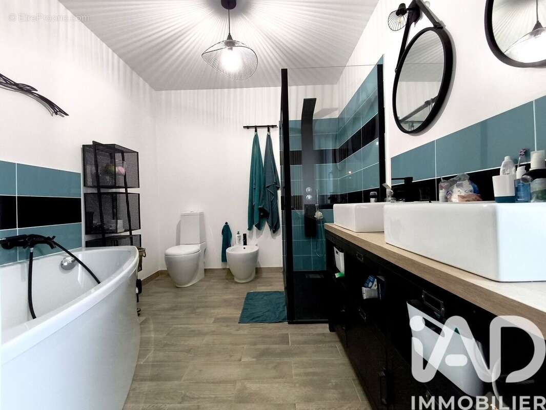 Photo 9 - Maison à VILLIERS-SUR-MORIN