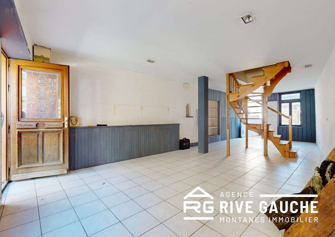 Maison à LE PEAGE-DE-ROUSSILLON