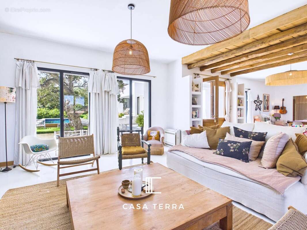 Maison à PORTO-VECCHIO