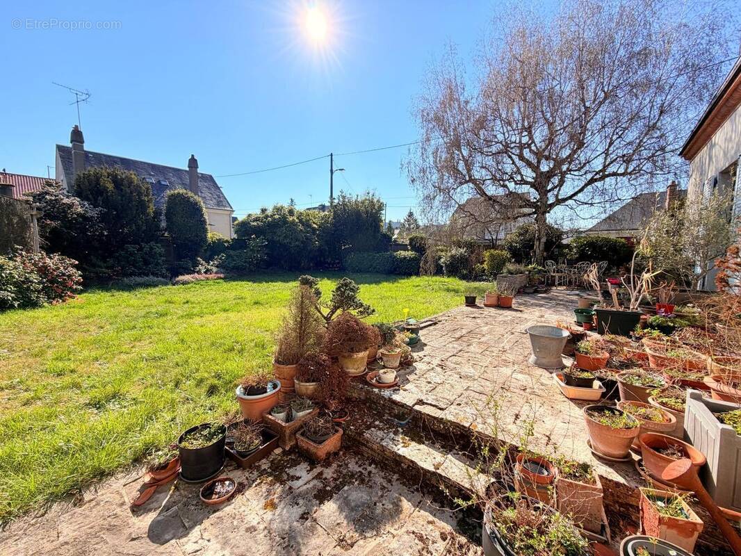 Photo 1 - Maison à FLEURY-LES-AUBRAIS