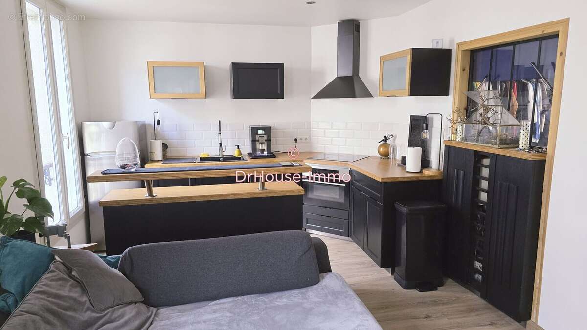 Appartement à SAINT-MAUR-DES-FOSSES