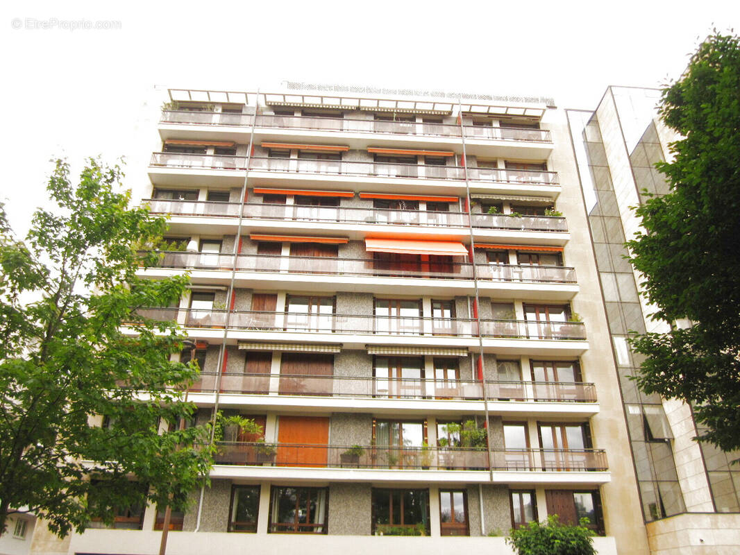 Appartement à PARIS-20E