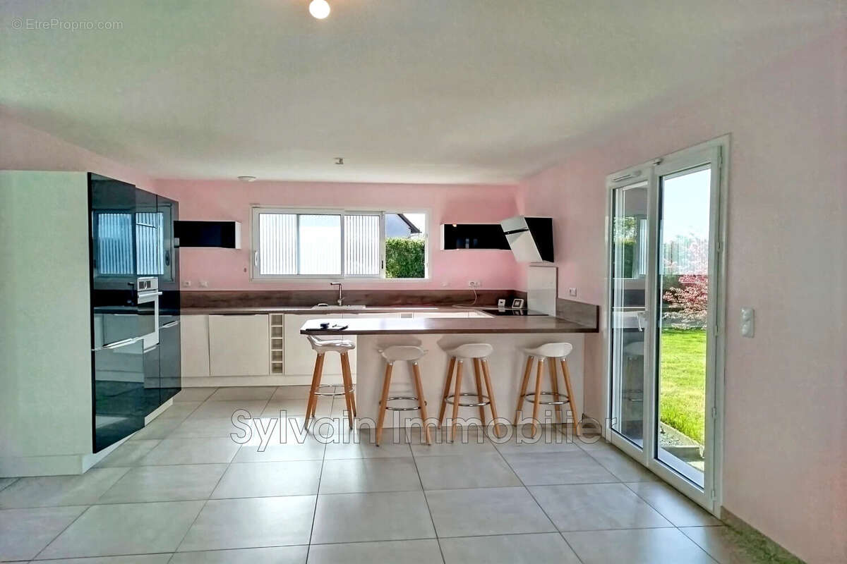 Maison à FORGES-LES-EAUX