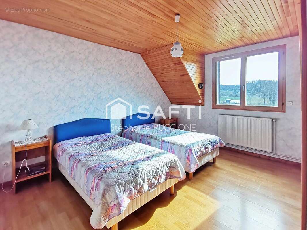 Photo 6 - Maison à LES ABRETS