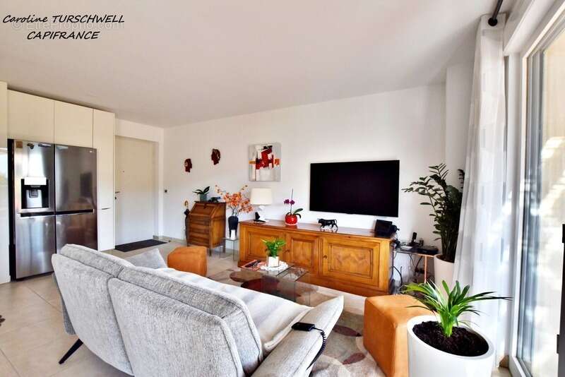Appartement à SOLLIES-PONT