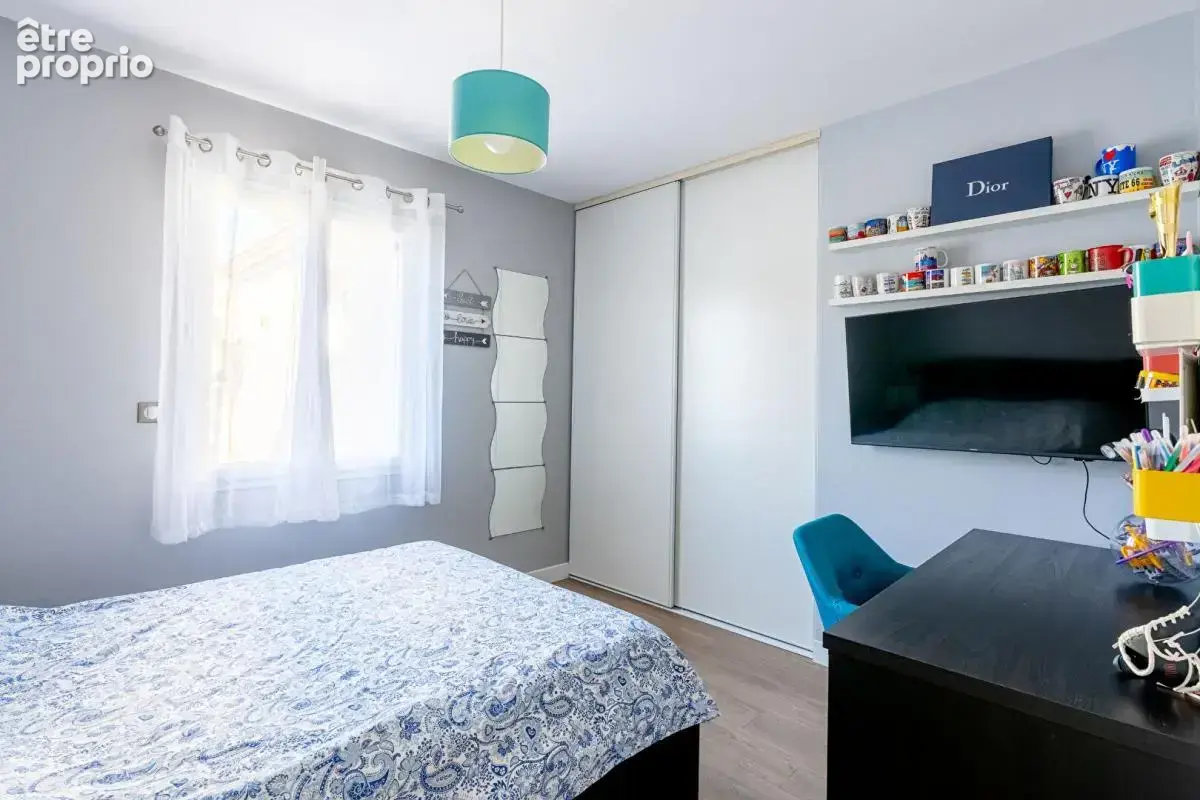 Maison Gorges 5 P . 4 Chs . 121.85 M² . T 883 M² . Garage . Piscine . Terrasses . Abri voiture - photo 14