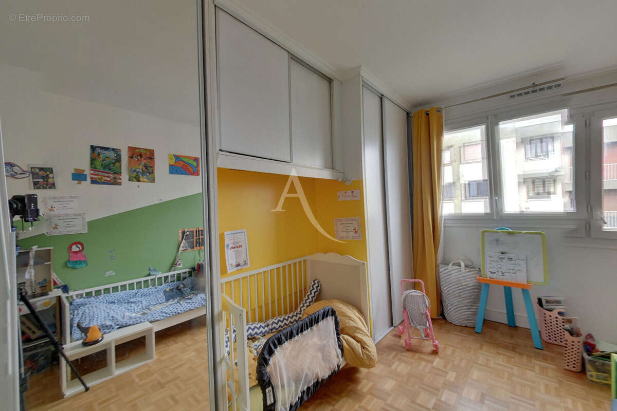 Appartement à ROMAINVILLE