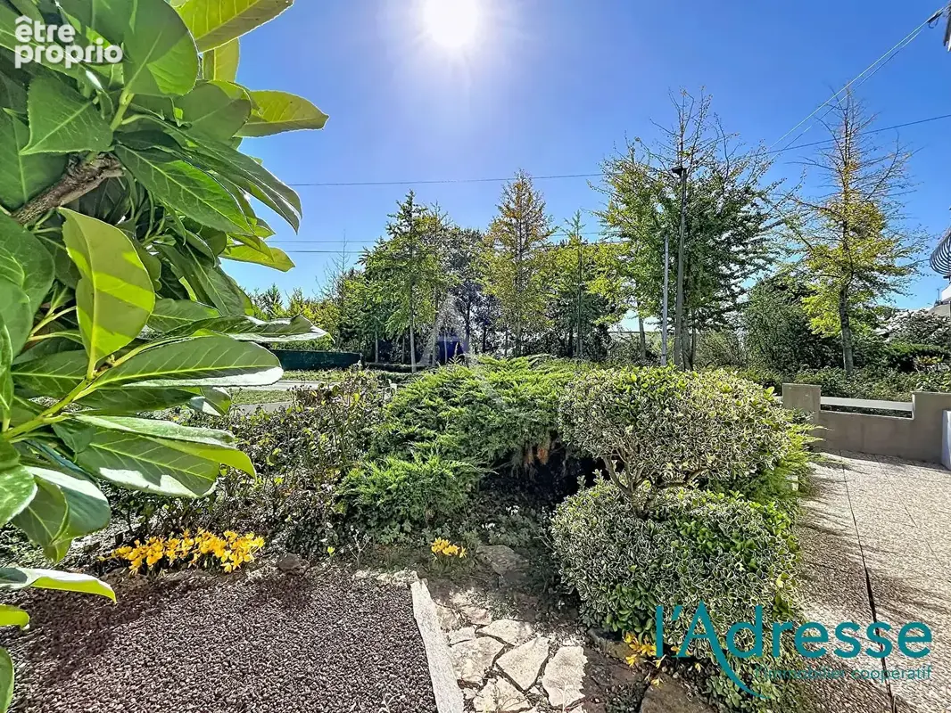 LAVAL - Quartier des Blardières- Maison 3 chambres avec terrain clos - photo 14