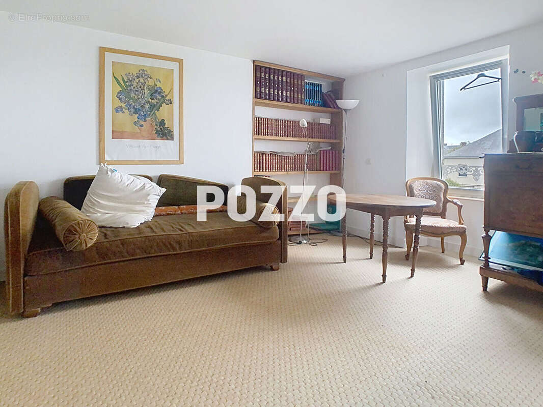 Maison à REGNEVILLE-SUR-MER