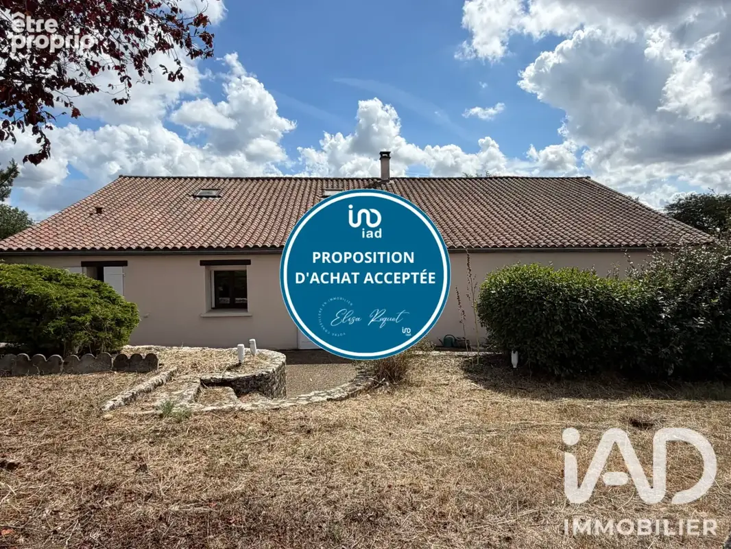 Photo 1 - Maison à HIERSAC