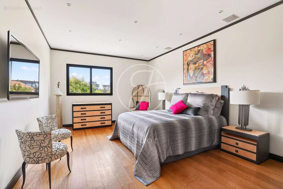 Maison à CROISSY-SUR-SEINE