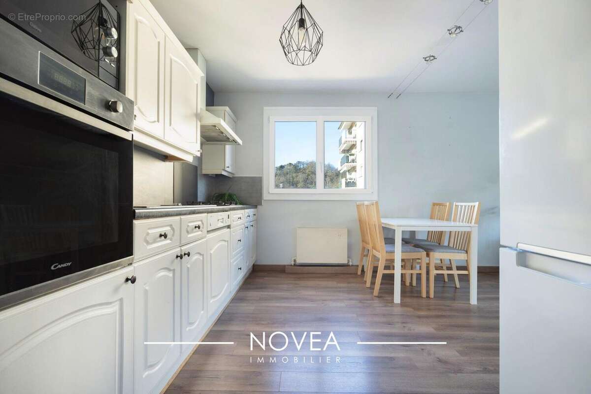 Appartement à FONTAINES-SUR-SAONE