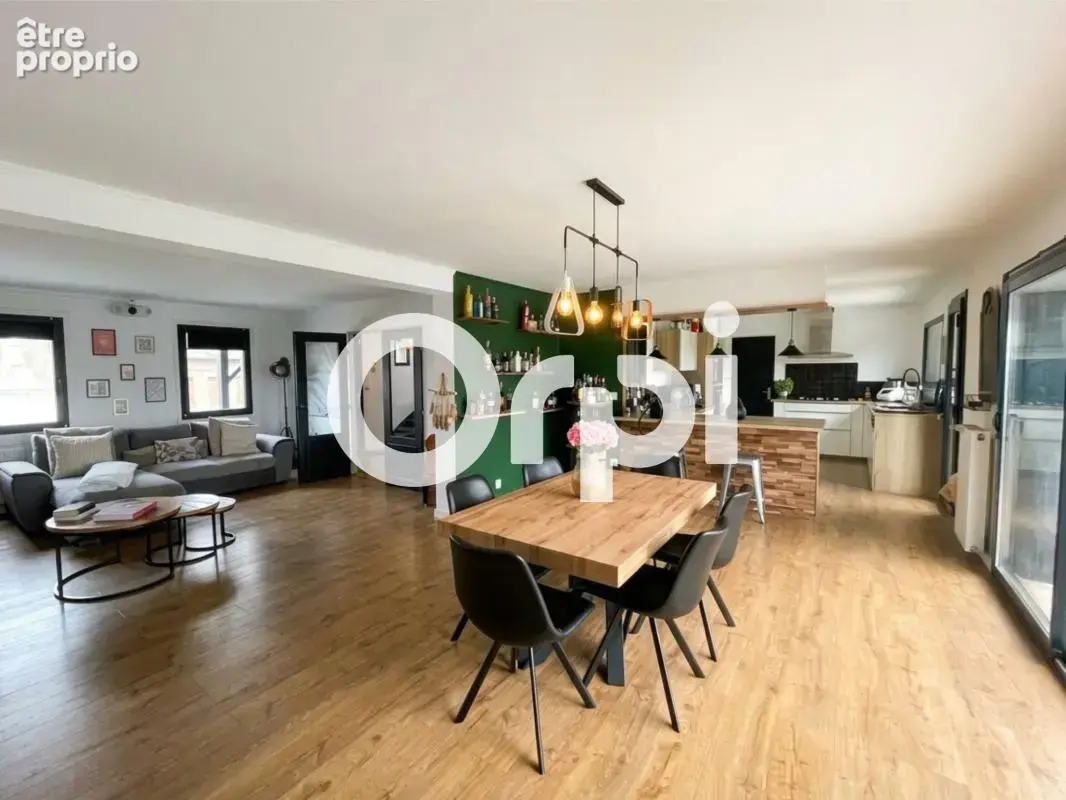 Maison À Vendre - photo 1