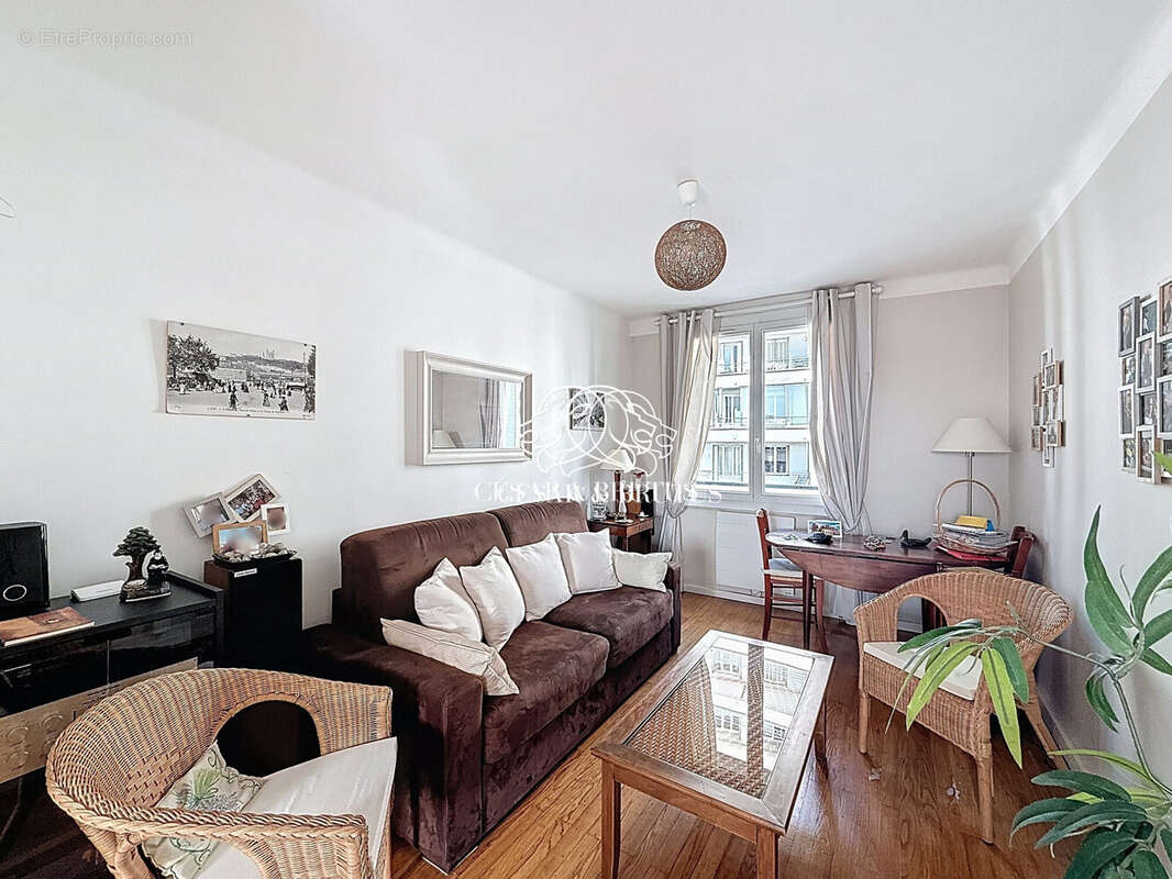 Appartement à LYON-8E
