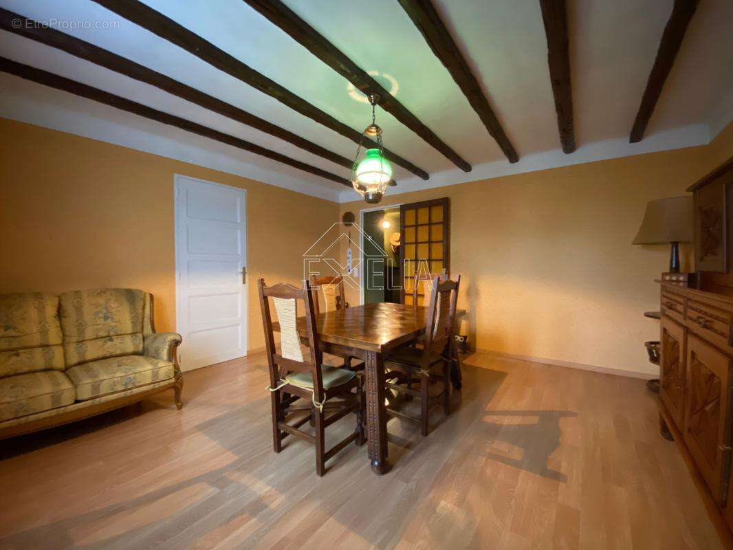 Maison à ROSNY-SUR-SEINE