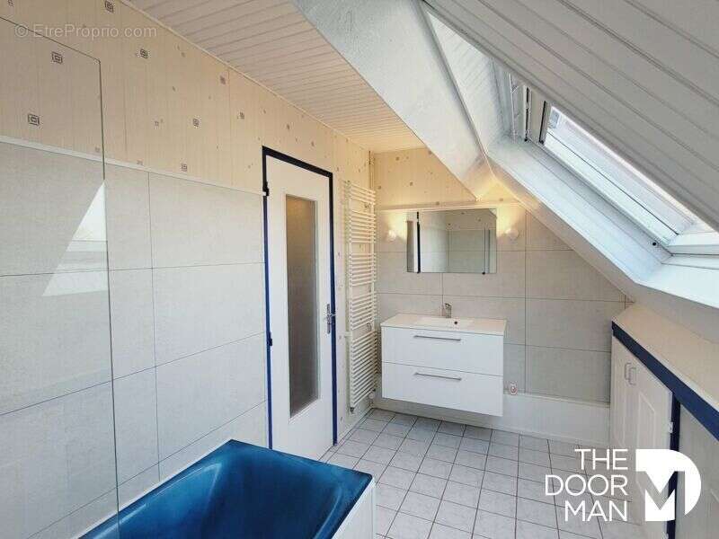 Maison à CANDE-SUR-BEUVRON