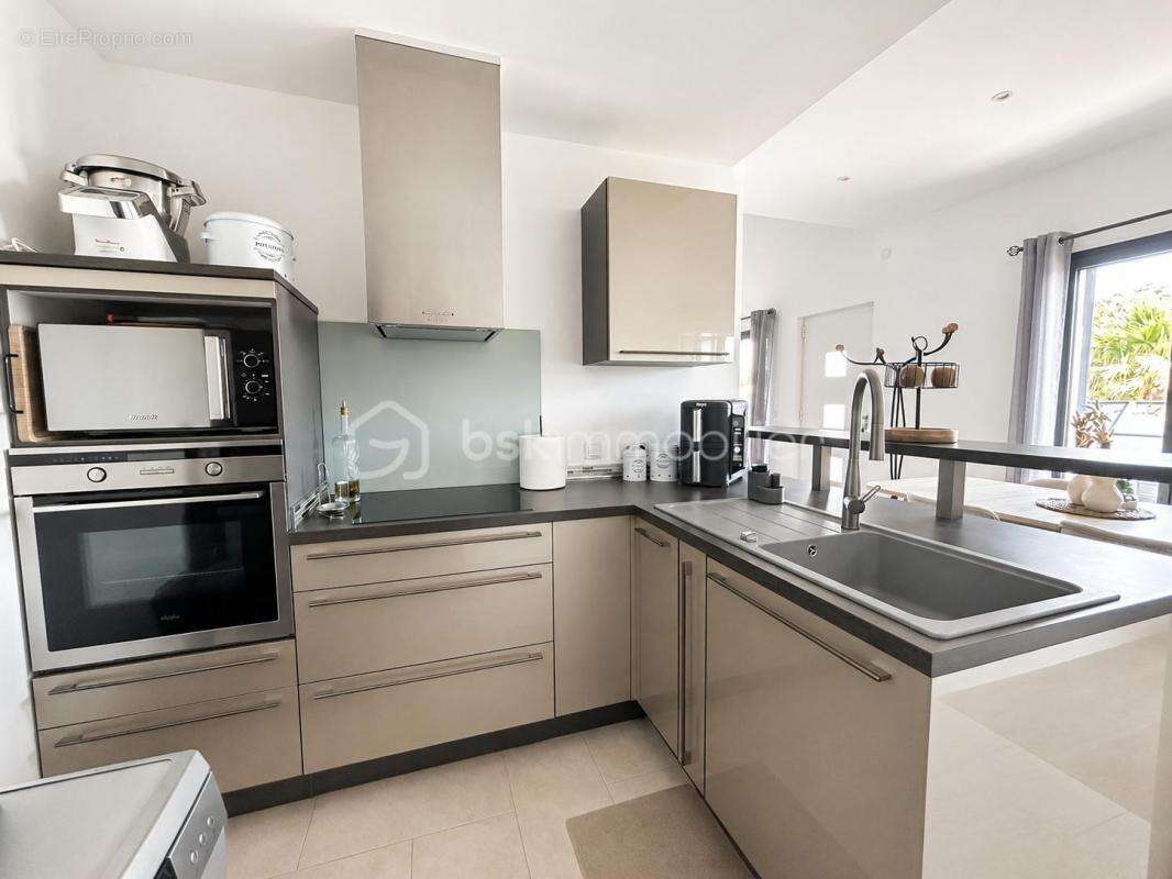Appartement à LA VALETTE-DU-VAR