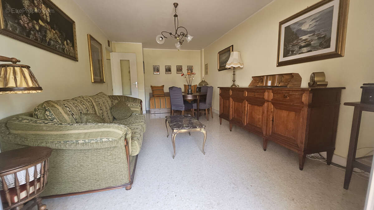 Appartement à MENTON