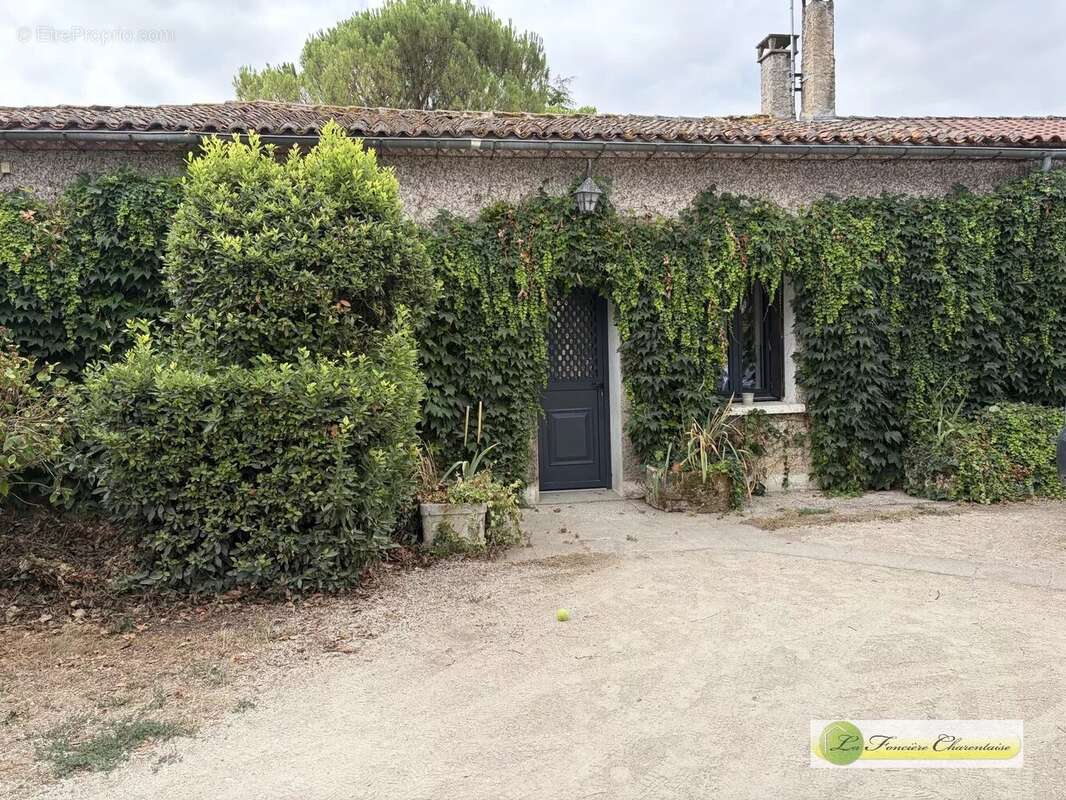 Charmante maison de village à Bouëx, 3 chambres, 110 m² - photo 9