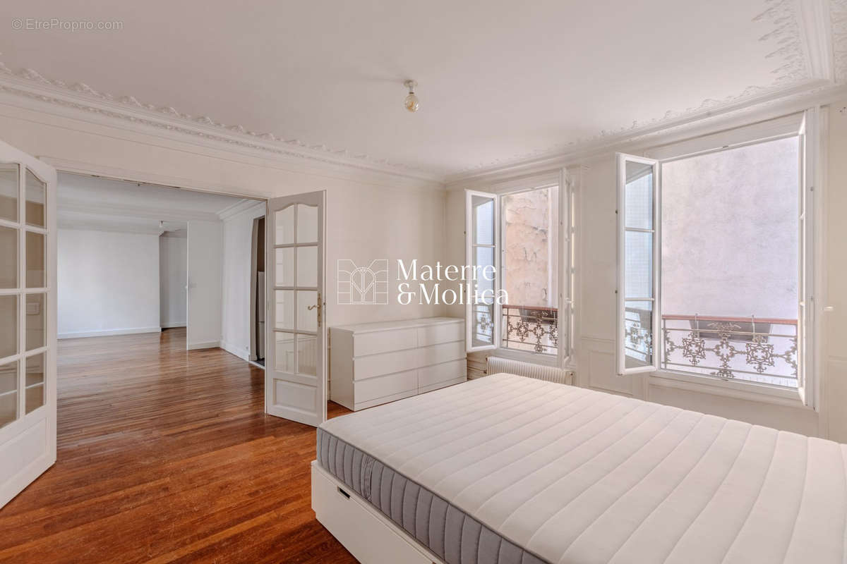 Appartement à PARIS-6E