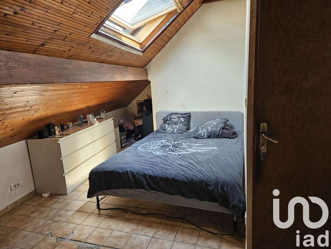 Appartement 101 m² à Belley  - photo 7