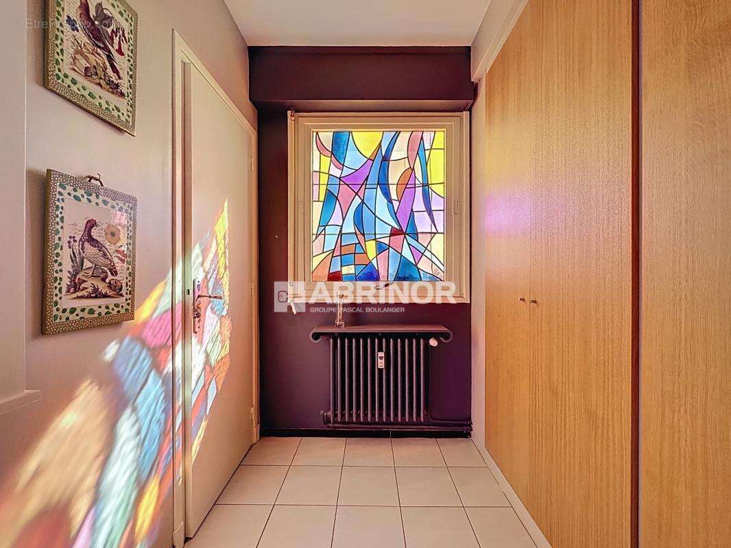 Dernier etage - duplex - 3 chambres, bureau - terrasse - garage 2 voitures- vue exceptionnelle - cave - photo 7