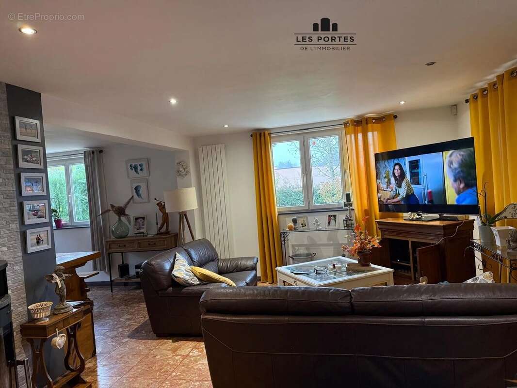 Maison à MOIGNY-SUR-ECOLE