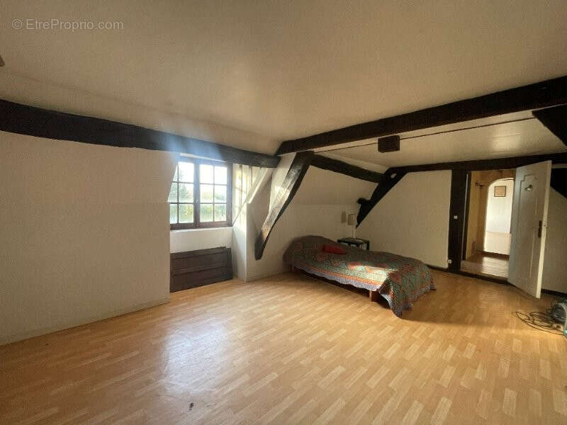 Maison à BEAUMONT-LES-AUTELS