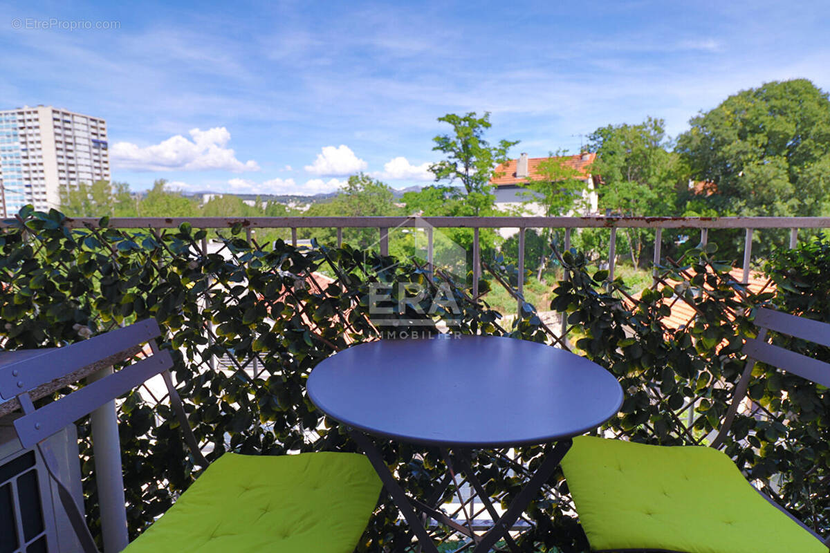 Appartement à MARSEILLE-10E